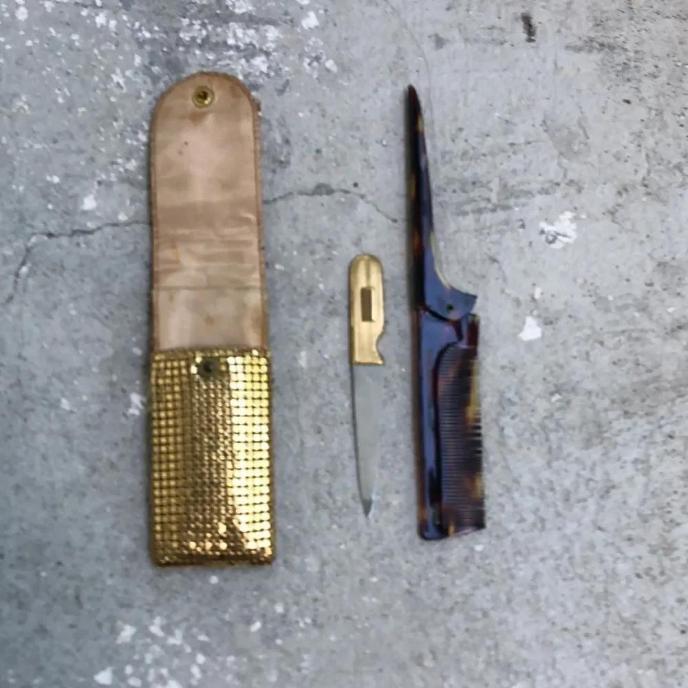 Vintage Mesh Comb/lipstick case